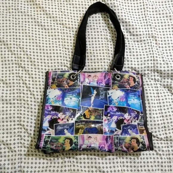 Disney princess collage shoulder bag - Picture 1 of 8